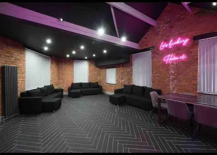 Casa Nomade Penthouse Slps 20 People Mcr Centre