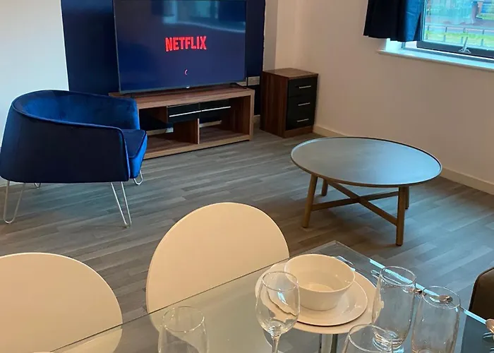 2 Bedroom 2 Bathroom City Centre